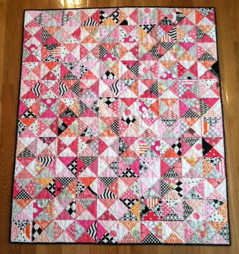 SALE- Modern Hourglass Baby/ Toddler Quilt
