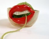 Hot Lips Stoneware Yarn Bowl