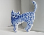 Kitten - Handpainted Delft Porcelain Brooch