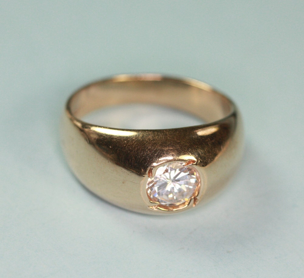 Vintage Faux Diamond Crystal Ring Gold Tone Band Size 10 18K HGE