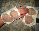 Reversible Nuno Felted fingerless Wrist Hand warmers - Recylced Repurposed Upcycled vintage Lace - Custom Fit - Handmade Felt Accessories