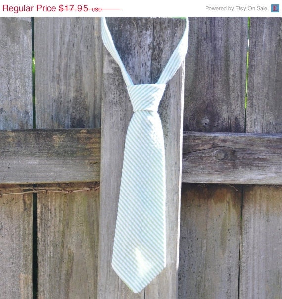 SPRING SALE Toddler Necktie - Infant Necktie - Boys Necktie - Baby Necktie - Photography Prop - Green Seersucker Tie