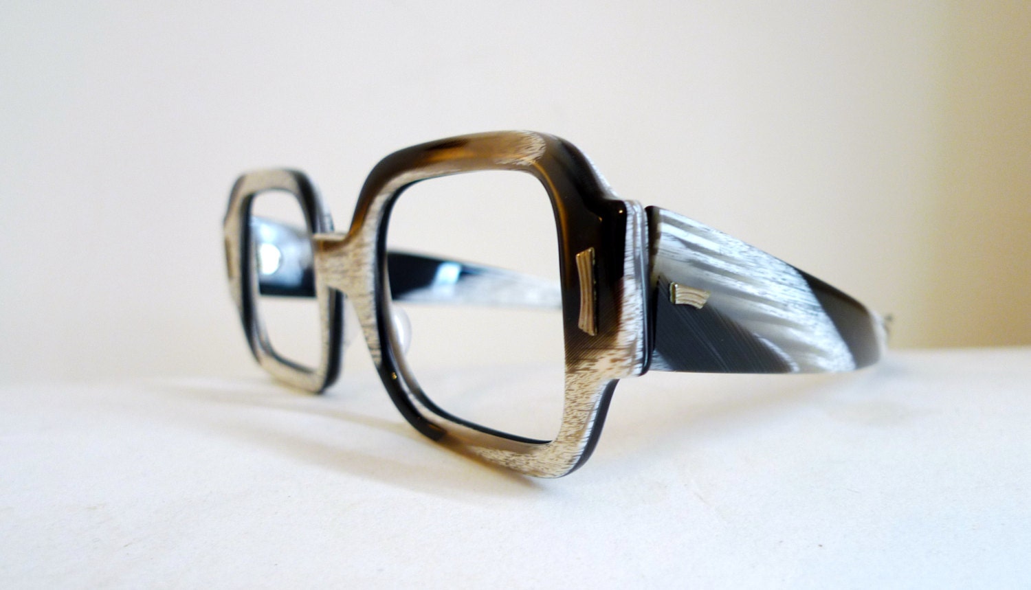 Huge MOD Zebra Sunglasses / Big Cat Eyeglass Frames / Vintage NOS Eyewear / Women, Men