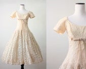 1950s dress - cream lace 50s dress