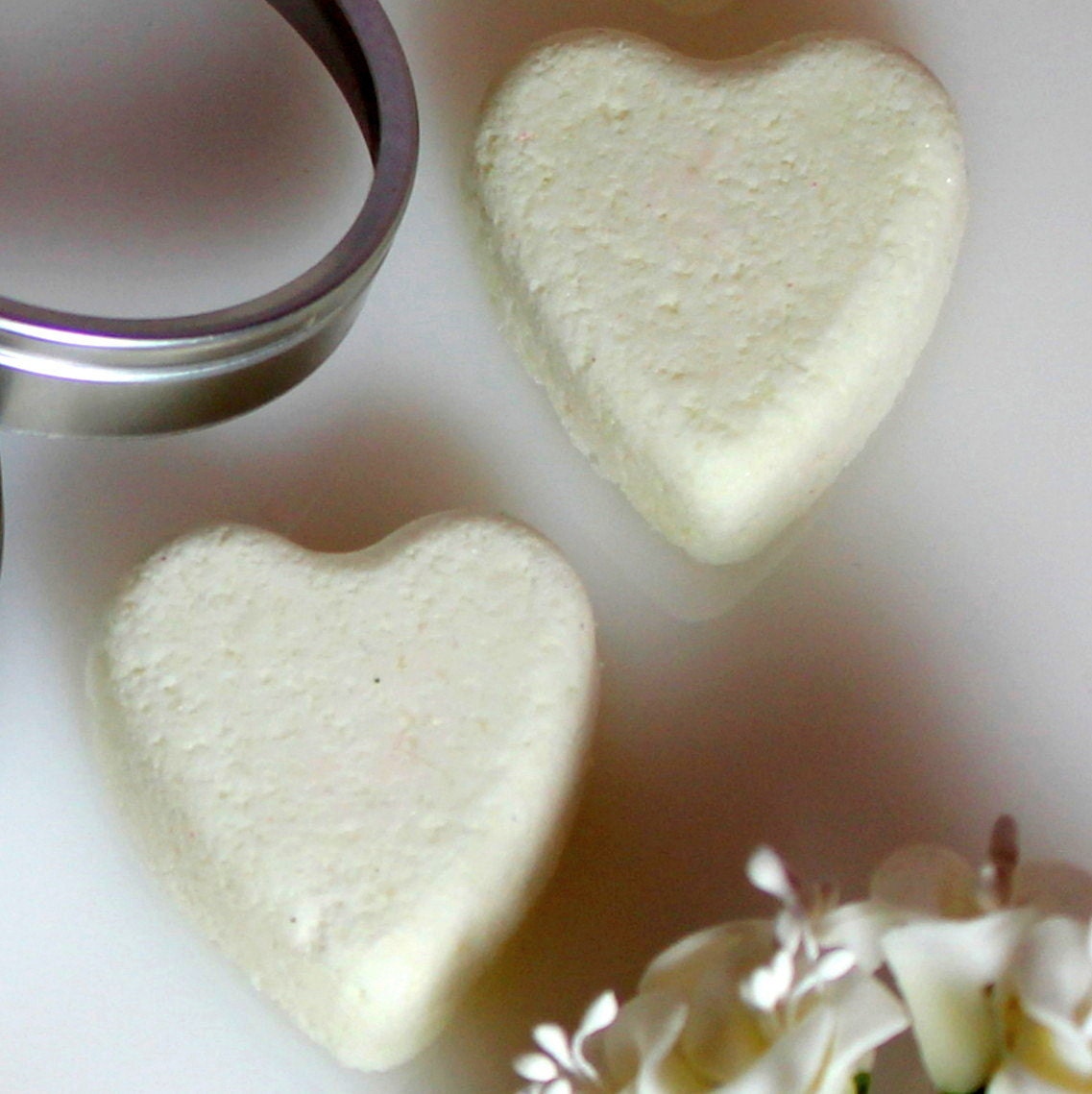 Heart Tarts Bath Bombs Valentines Love Box gift of 6 fizzy melts in scent of your choice