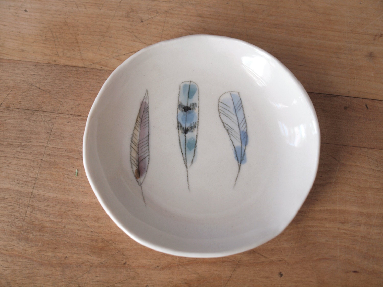 porcelain feather dish . no109