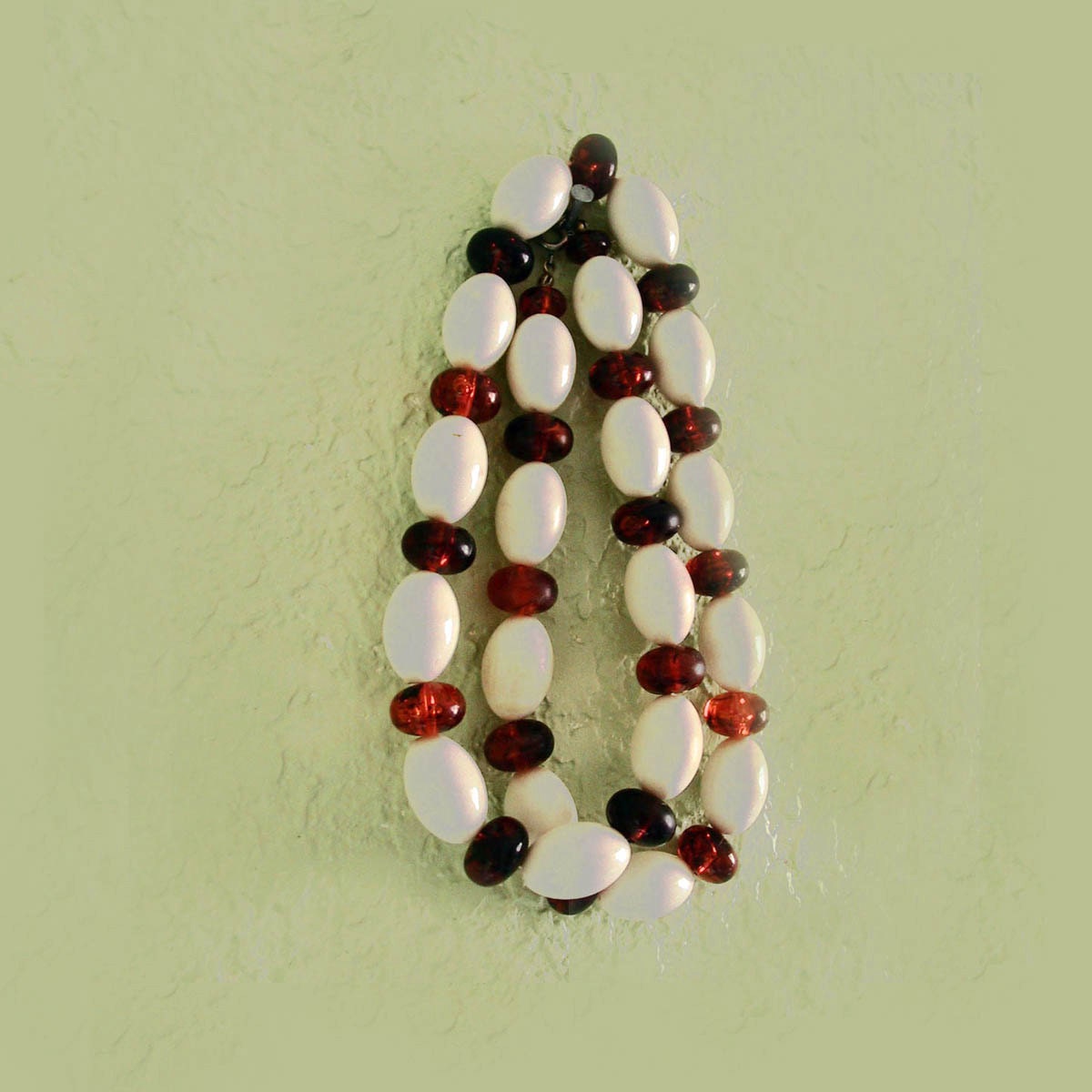 Vintage chunky Necklace, Amber and Ivory Chunky Costume jewelry, Necklace 24 inch