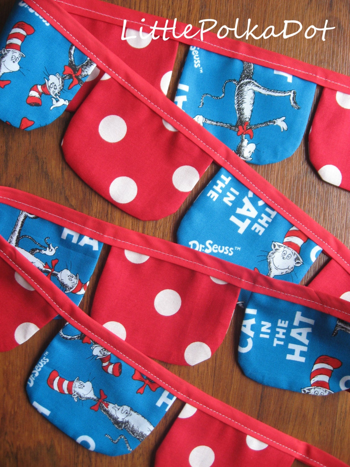 Dr Seuss, Cat in the Hat, fabric scallop, pennant banner, party banner