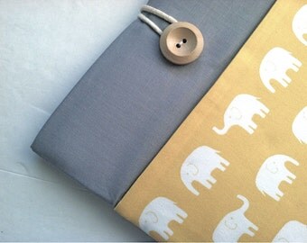 13 inch MacBook Case or Ultrabook Case Cover Padded with Small Gadget Pocket - Elephants