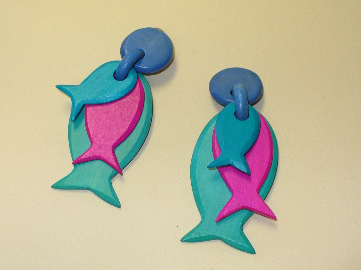 Vintage Wooden Fish Earrings DEADSTOCK