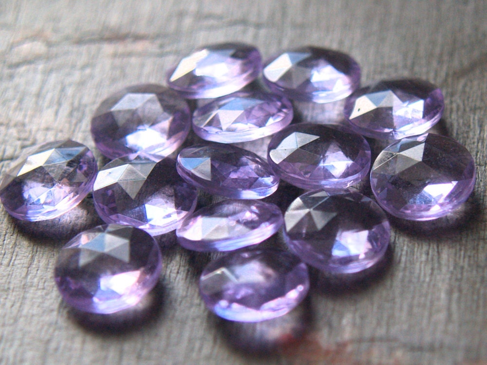 Glass Jewel Cabochon double facted color change alexandrite - Vintage Style Romantic Jewelry supply