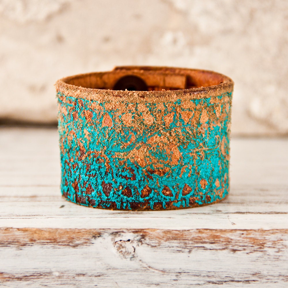 Distressed Rustic Cuff / Primitive Jewelry - Old Leather - OOAK - Festival
