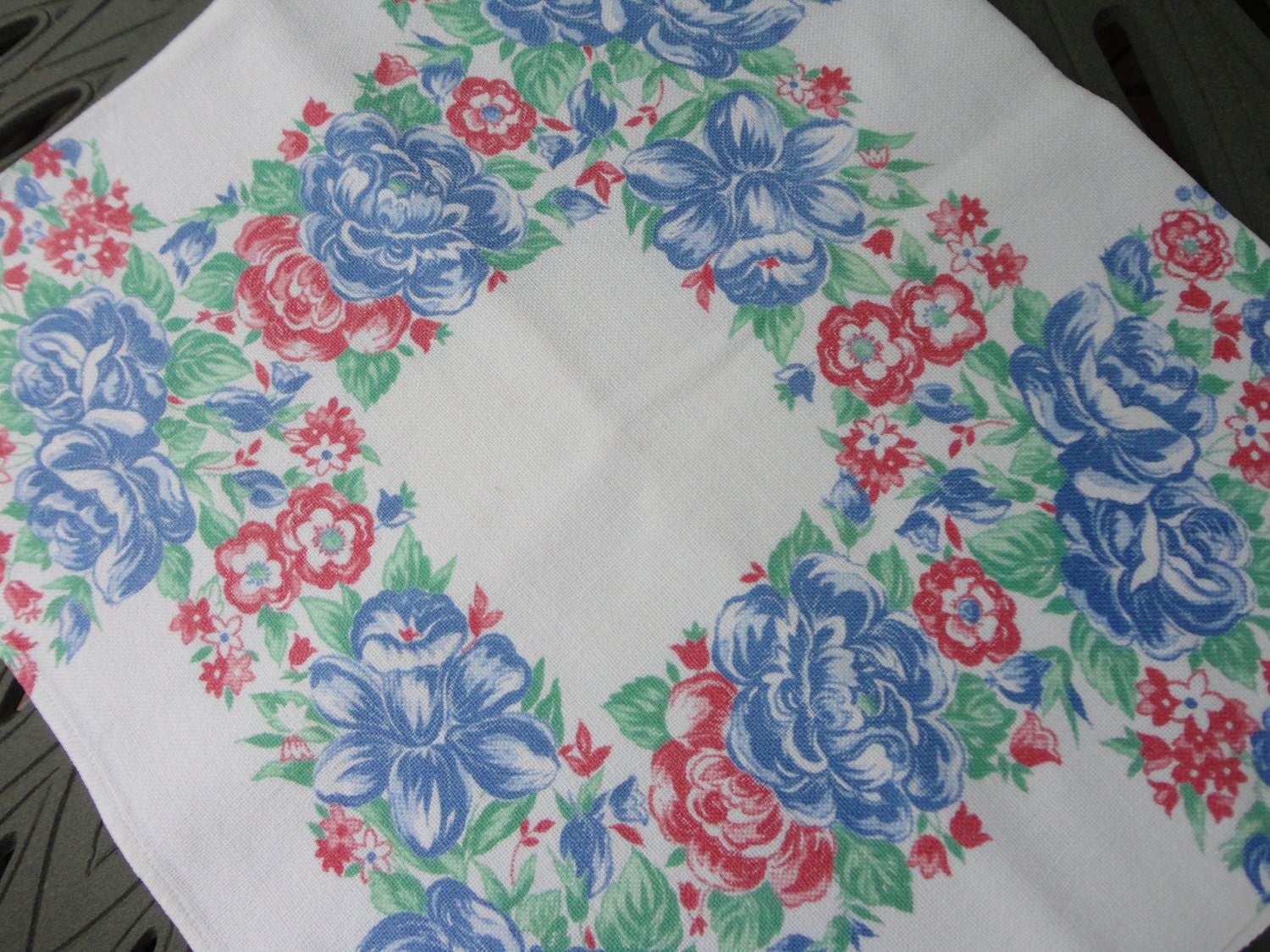 Vintage Heavy Cotton Floral Lunch Cloth For The Fourth