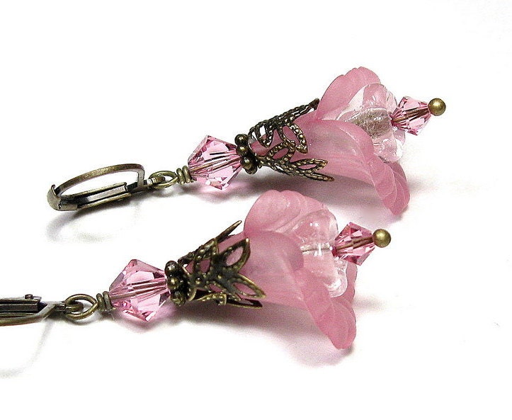 Pink Flower Earrings, Lucite Flowers, Swarovski Crystal, Vintage Style, Romantic Jewelry, Bridesmaids Gift, Womens Accessories, For Her