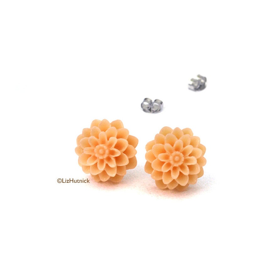 Peach Mum Studs. Carved Look Flower Posts. Flower Earrings