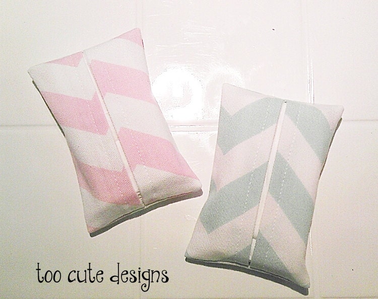 Chevron Tissue Holder