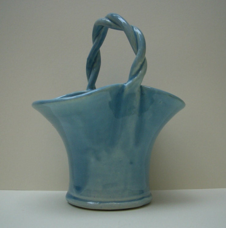 Robins Egg Blue Vase, 1960s Pottery, Posy Basket, Planter, Plaited Handle, For Trinkets or Flowers, Pastel Color Scheme, Free Shipping