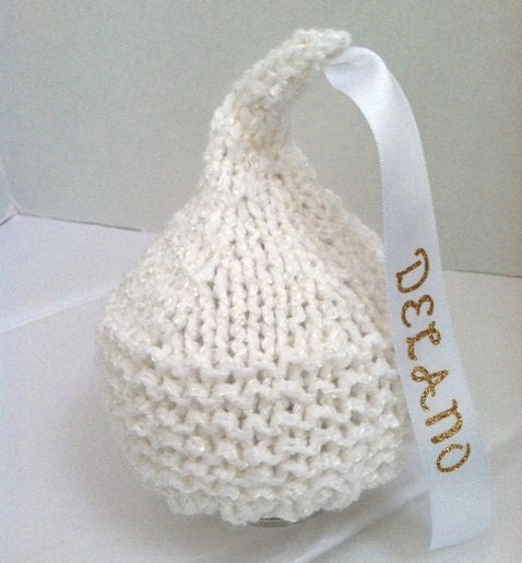 KISS BABY HAT Newborn Baby, White Shimmer Yarn with Satin Ribbon, Personalized Keepsake, Photography Prop
