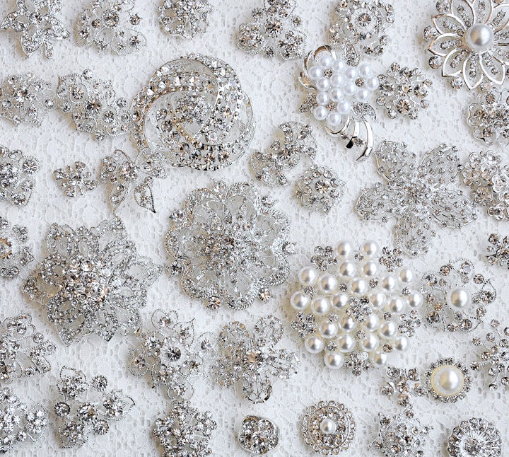 SALE 50 Large Assorted Rhinestone Button Brooch Embellishment Pearl Crystal Wedding Brooch Bouquet Cake Hair Comb Clip BT548