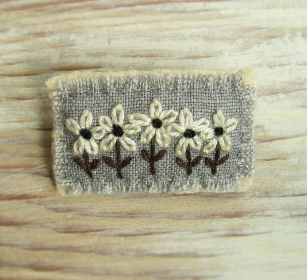 Brooch with Hand Embroidered White Flowers on Light Grey Linen