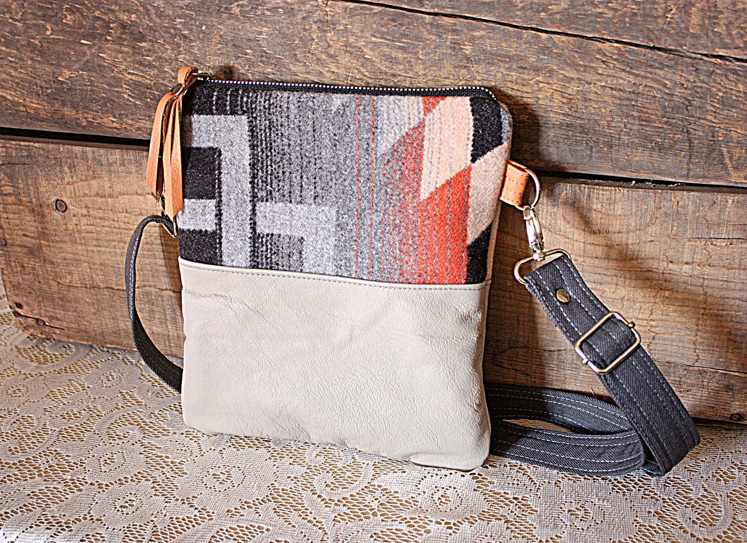Crossbody Pendleton wool & Leather Purse / Coral Black Grey// Spring/summer look// navajo look---READY