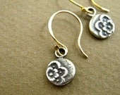 Artsian Brushed Silver Baby Flower Disc Tiny Drop Earrings stringofblue