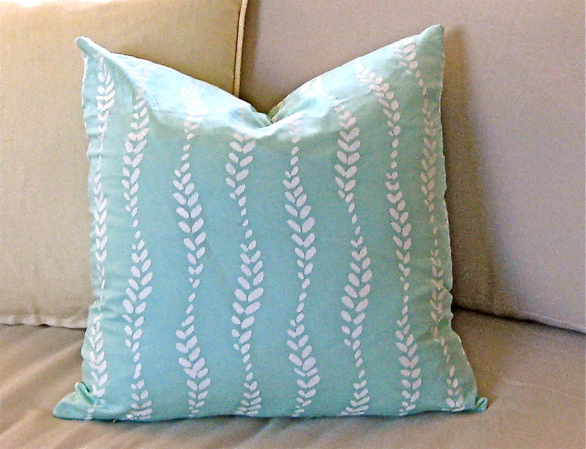 Pillow Cover - Green and White - 16 x 16
