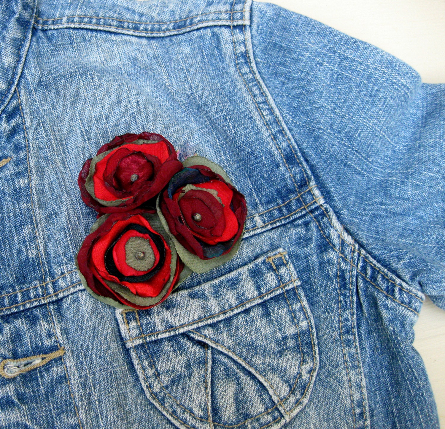 Fabric Flowers Corsage ---  Olive Red Burgundy --- Tagt Team --- Hat Pin Brooch --- Gift for Her --- Spring