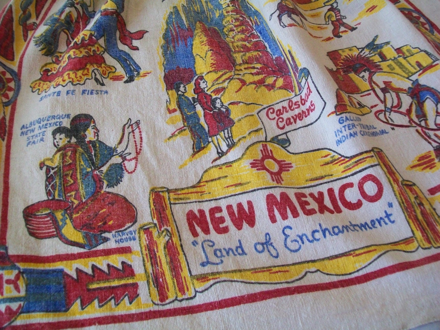 Vintage 1960s apron, souvenir, New Mexico, state, apron, midcentury, muslin, possibly 1950s, travel, red, yellow, beige, kitchen
