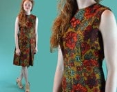 Floral Vintage 50s Dress / Empire Waist Sleeveless Sheath Wiggle Dress / 1950s Bold Red Floral Summer Retro Hipster Dress M / L