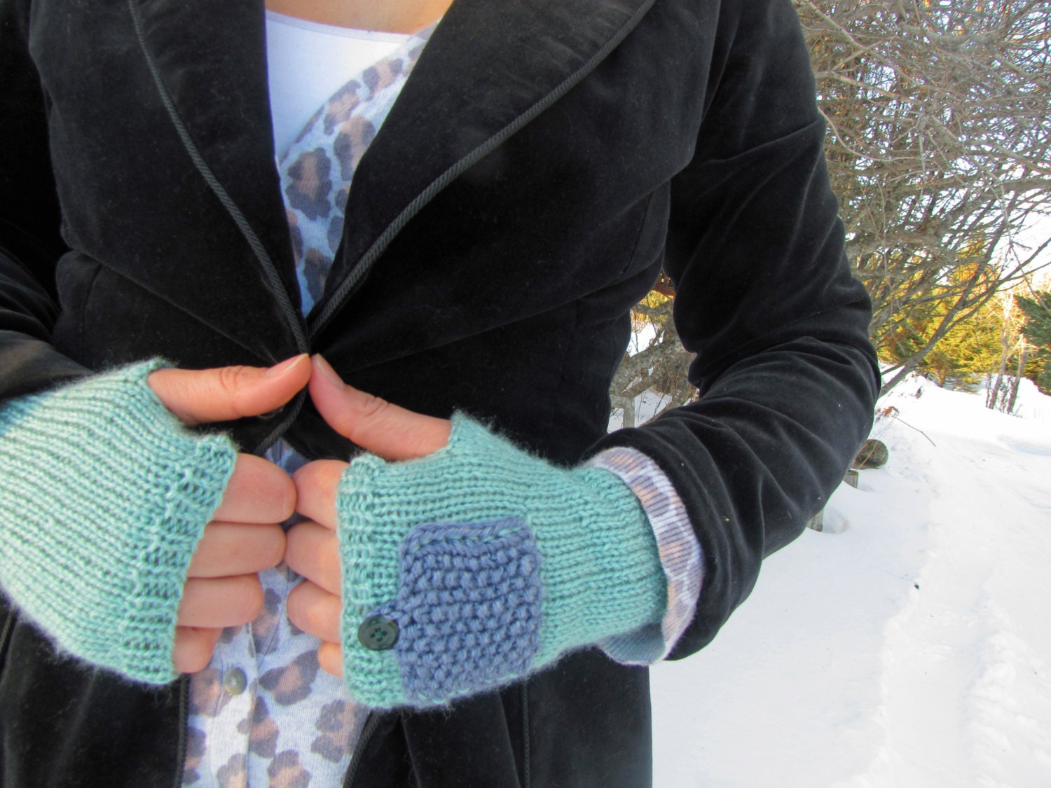 Hand knit pocket fingerless glove wrist warmer arm warmer seafoam blue