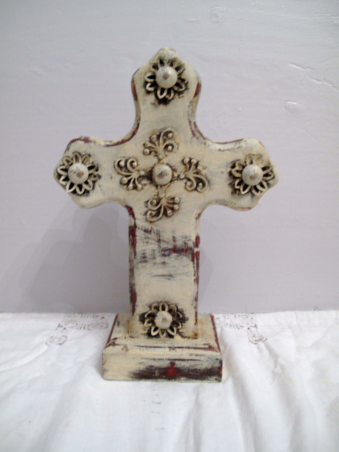Handfinished Wood and metal Cross, Distressed in Frrench Cream