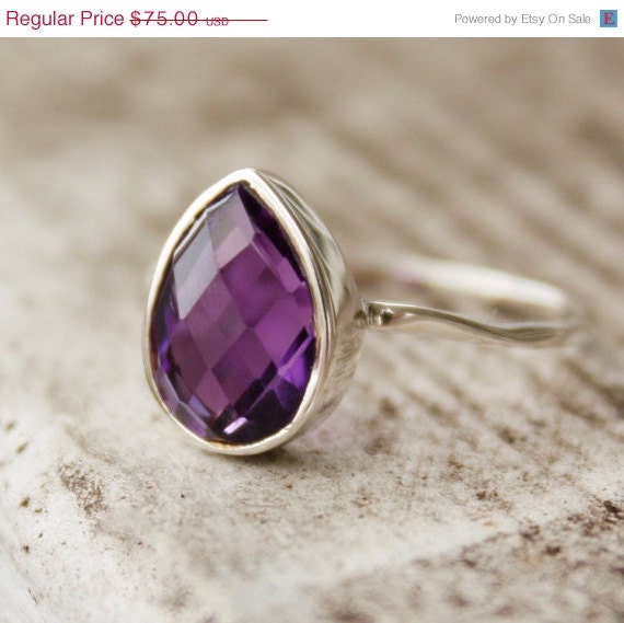 Memorial Day SALE Silver Purple Amethyst Teardrop Ring - Hammered Ring - Stackable Ring
