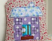 NEW Country Cottage Coin Purse