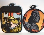 Star Wars  Pot Holders -Set of 2      Lucas     Skywalker and Vader