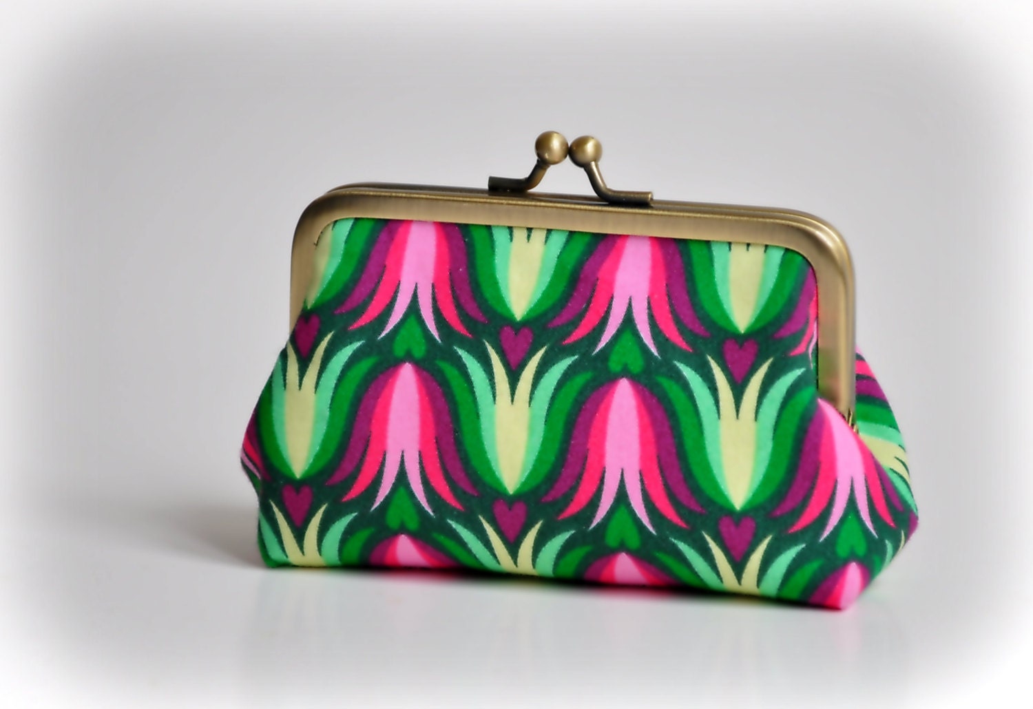 Coin Purse - Metal Frame Pouch - medium - Retro Flowers