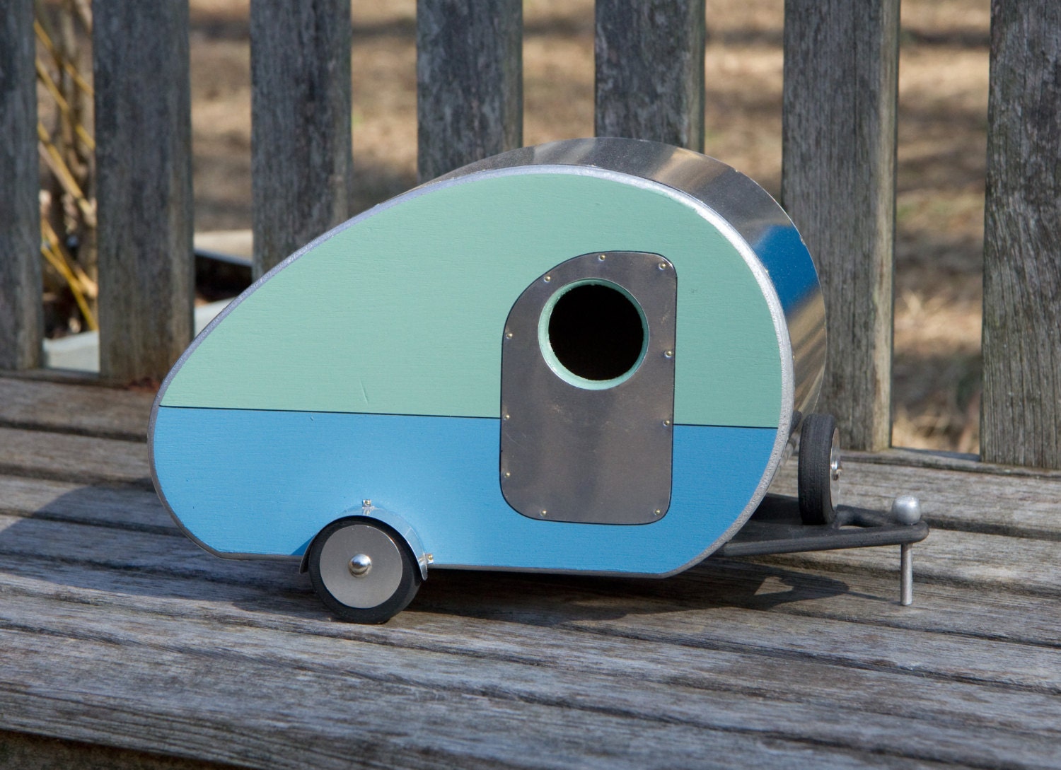 Vintage Two Tone Teardrop Camper Birdhouse