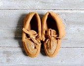 Vintage Children's Moccasins Size 8.5 with Hand Embroidery in Genuine Deerskin