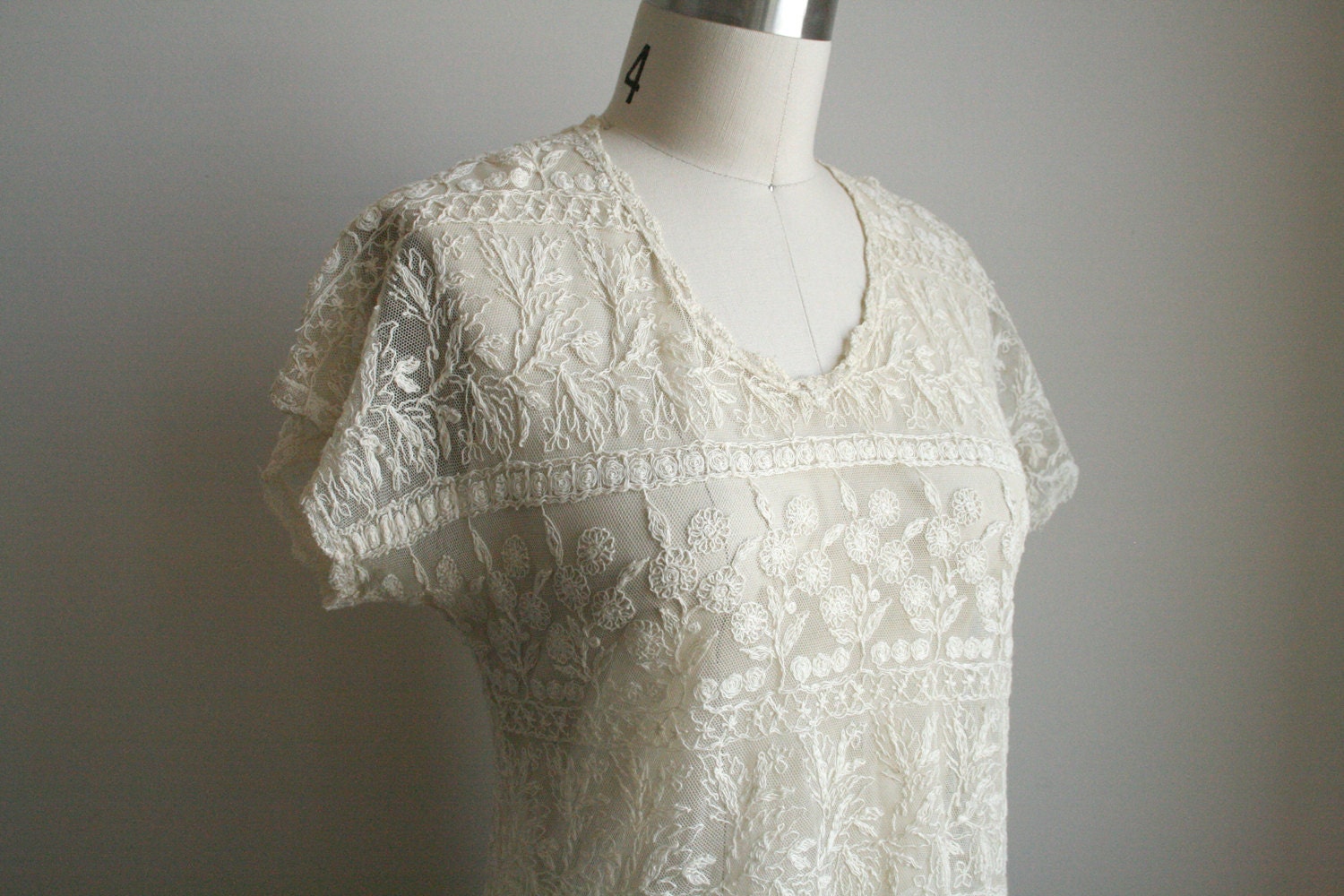 40s Lace Blouse - Sheer Ecru Floral