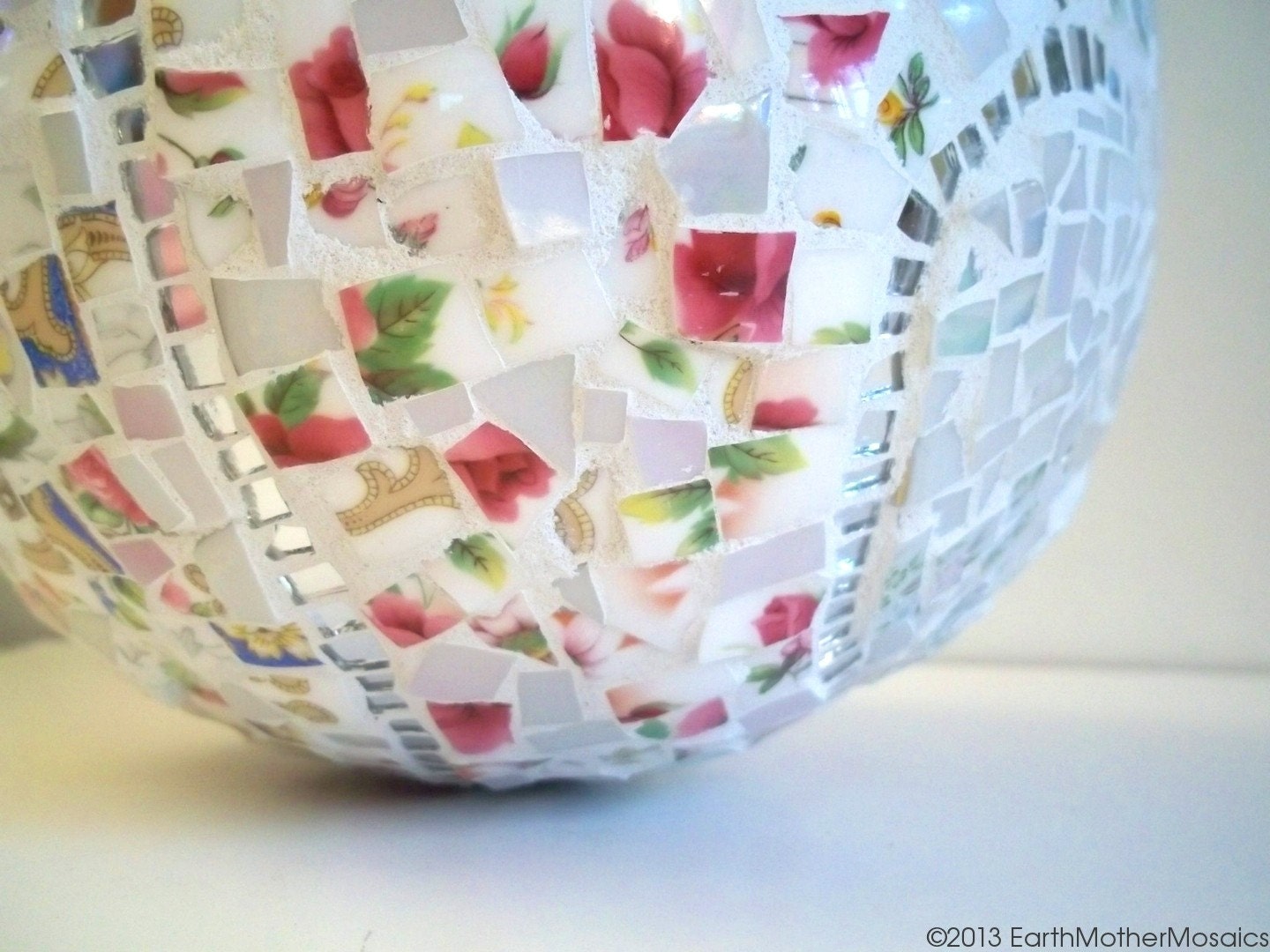 Mosaic Gazing Ball: Pique Assiette, Pink, White, Shabby Chic, Cottage Chic