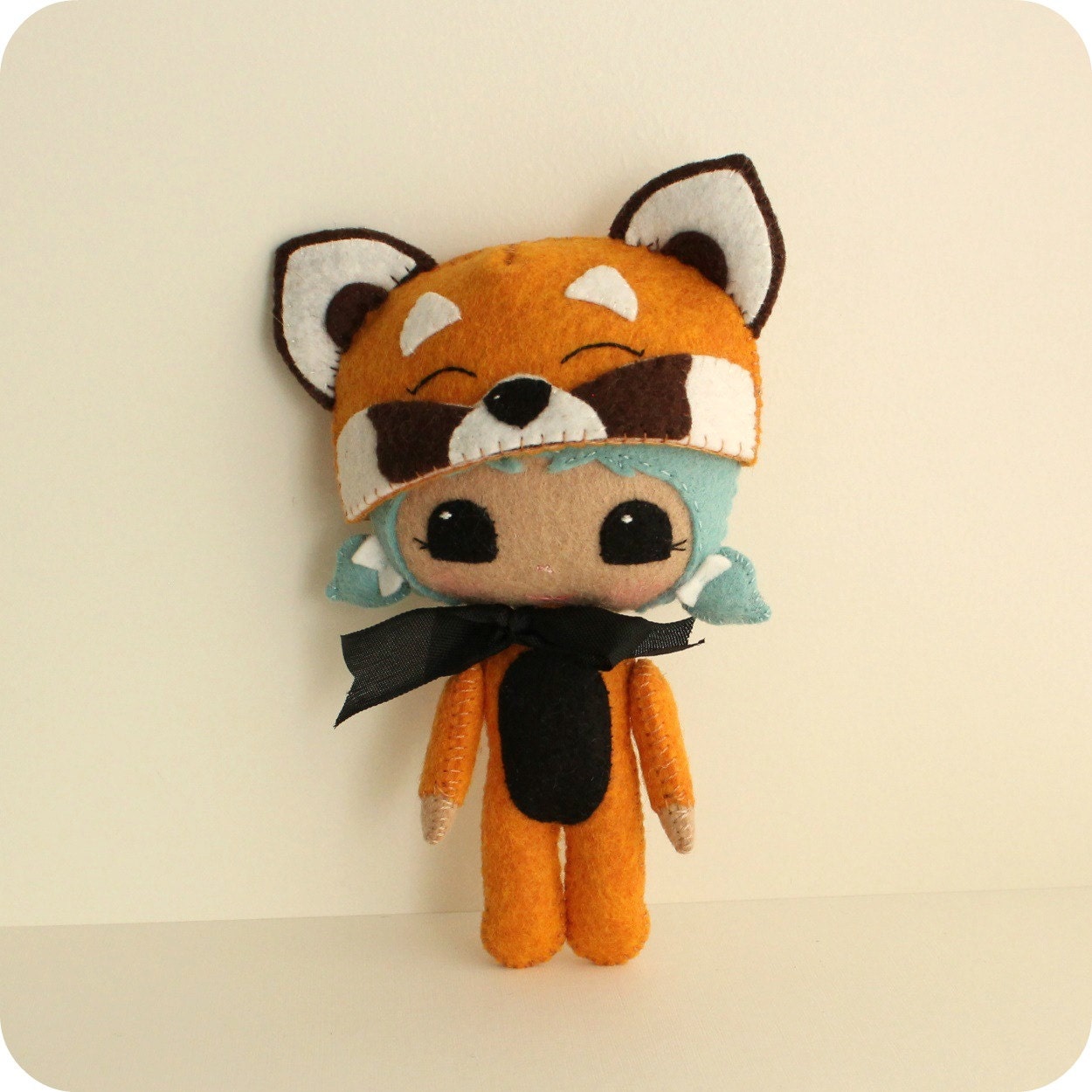 Peek-a-Boo Red Panda pdf Pattern