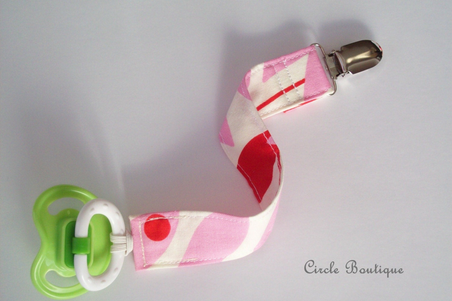 Lindy Leaf Pacifier Clip / Toy Clip / UNIVERSAL / Ready to Ship