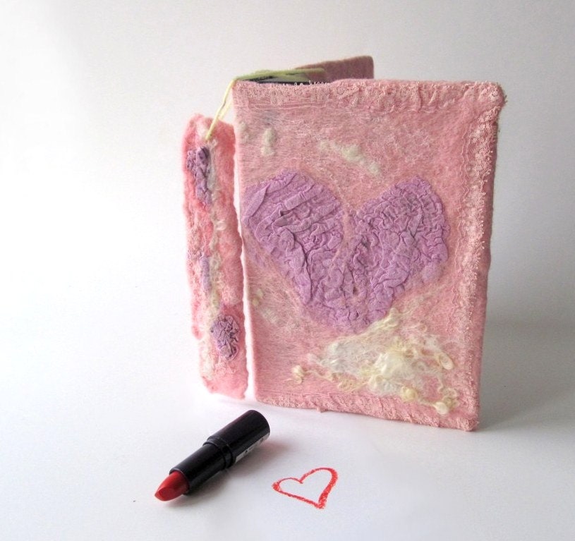 Felted journal notebook cover  Pink heart  gift under 25 - galafilc