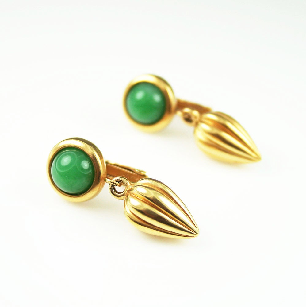 Vintage Avon Jade Glass Gold Cone Shape Dangle Earrings