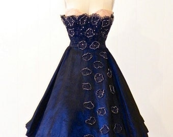 Vintage Party Dress, 1950s Strapless Prom Dress, Pink Sweetheart & Iridescent Blue Rhinestone Lace Shelf Bust Full Skirted Dress, XXS Dress