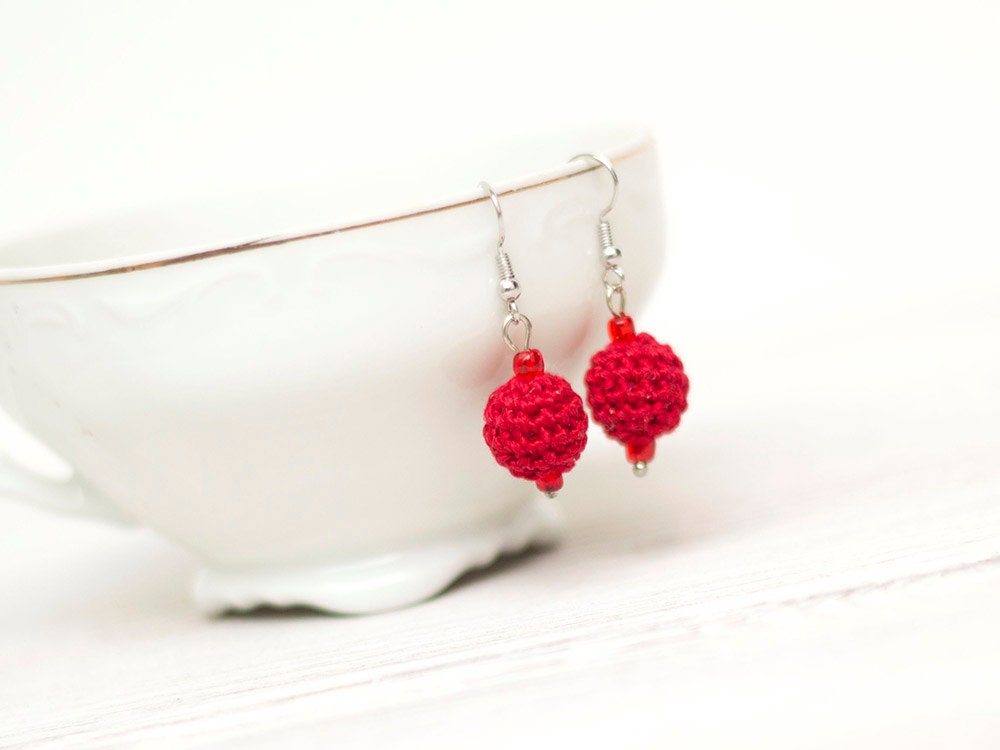 Red crochet Earrings Christmas