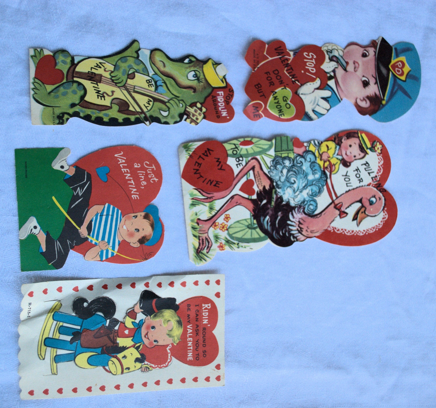 VinTaGe ValenTiNes day cards vibrant and perfect for collage, collecting and giving