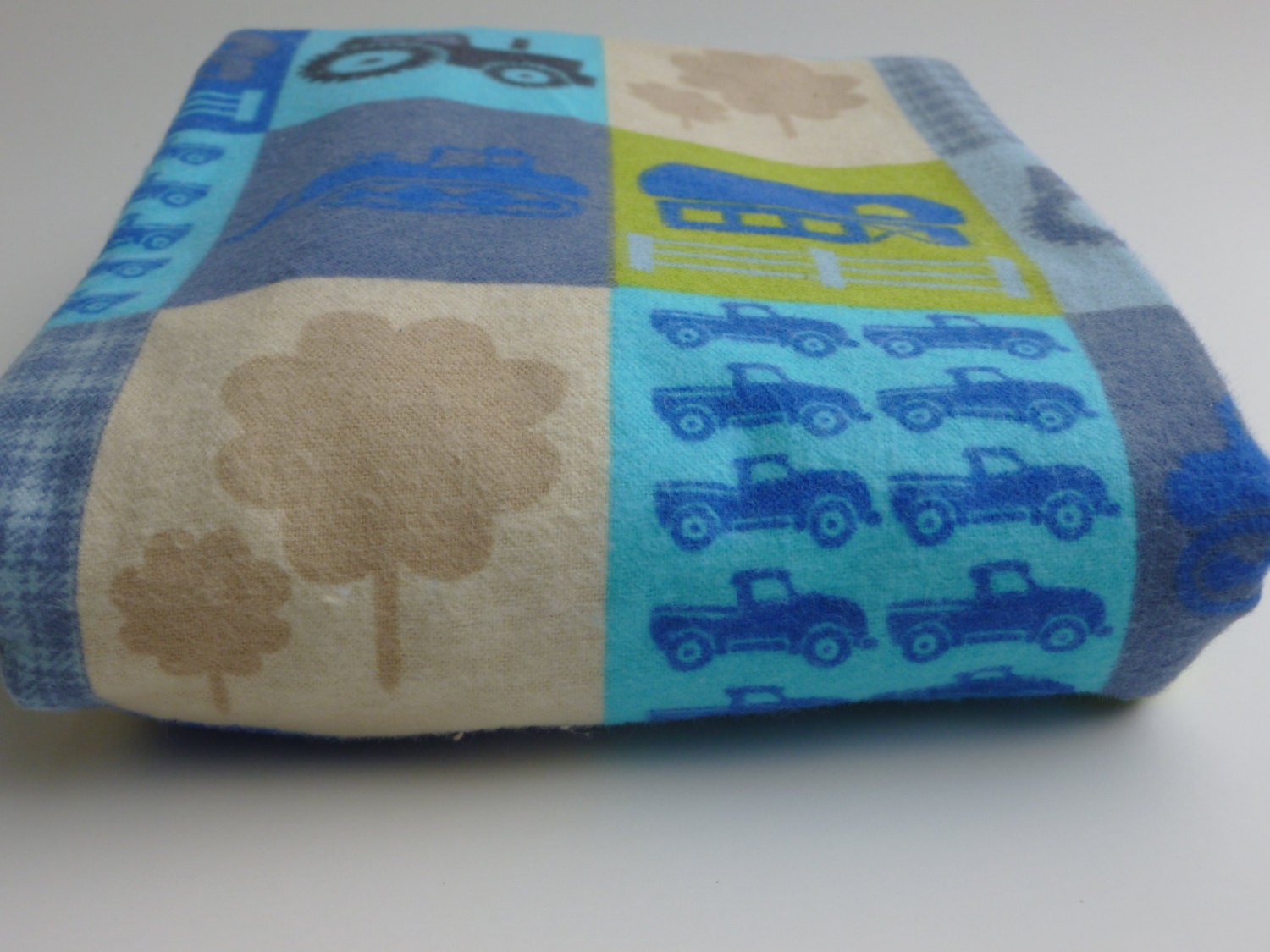 Flannel Fitted Crib Sheet - On the Farm