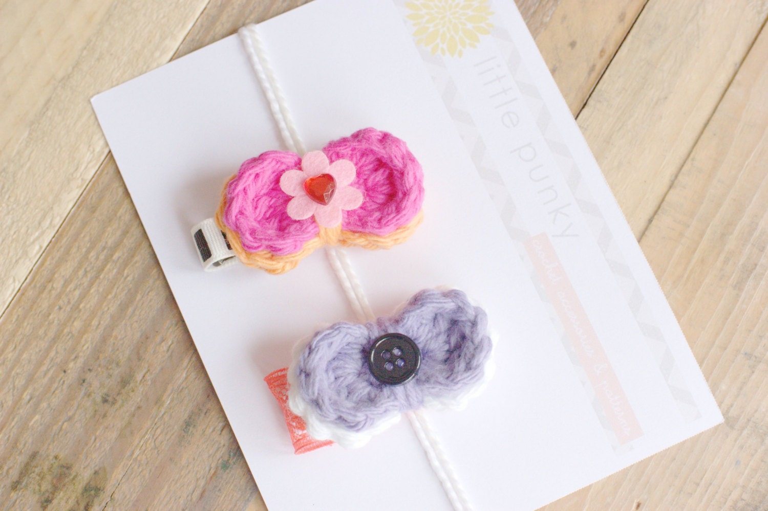 Crochet Hair Clip, Crochet Hair Bow, Baby Hair Clip, Girls Hair Bow - "little Peanut Big Top"