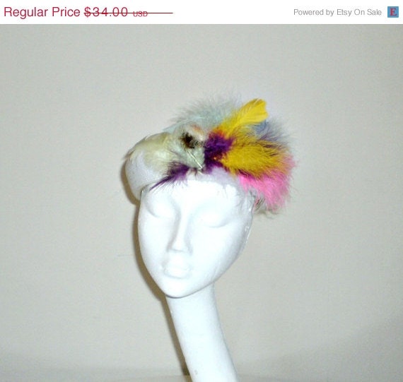 Sale... 1950s hat / vintage feather hat / 1960s hat / pillbox hat / feather hat / 1960s cloche / 50s 60s cloche